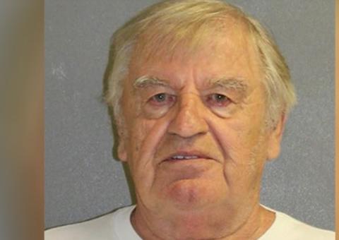 Idoso é preso após agarrar criança e tentar comprá-la da mãe por R$ 775 mil