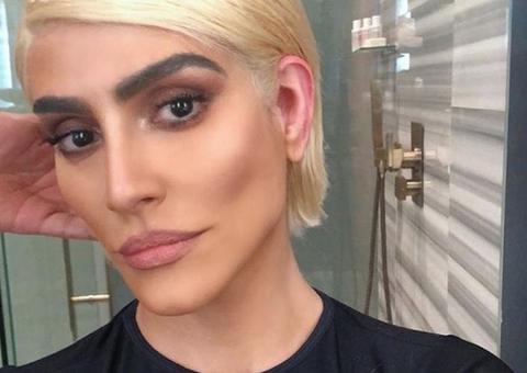    Cleo Pires radicaliza no visual e rebola em festa de 36 anos