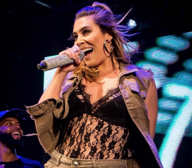 TRE proíbe presença de políticos em show de Naiara Azevedo no interior do Amazonas