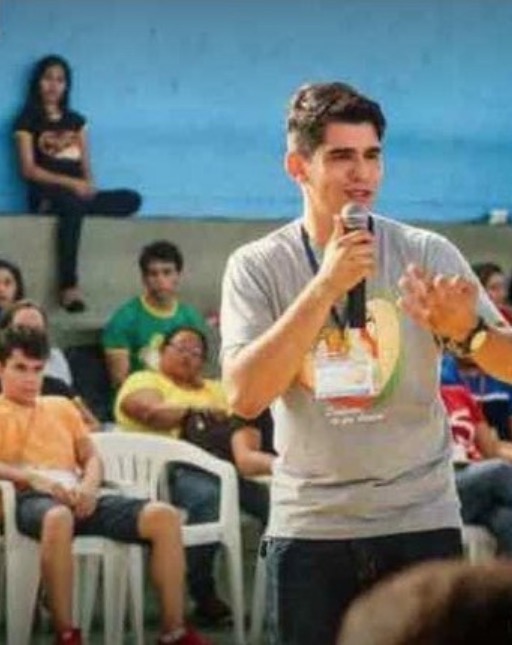 Amigos de servidor público morto por engano realizam caminhada pela paz em Manaus