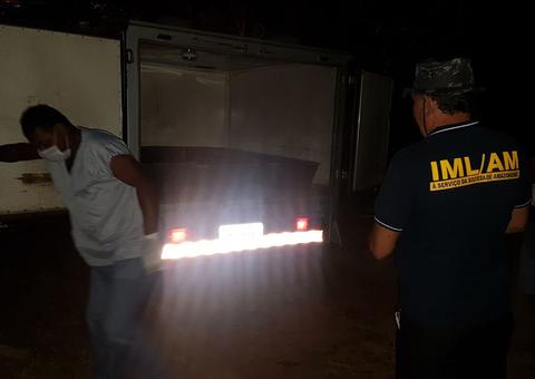 Homem tenta assaltar loja e é morto a facadas por justiceiro misterioso em Manaus