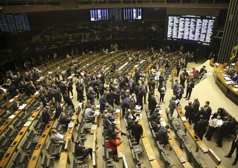 Congresso gasta R$ 850 milhões com privilégios a deputados e senadores entre 2015 e 2018