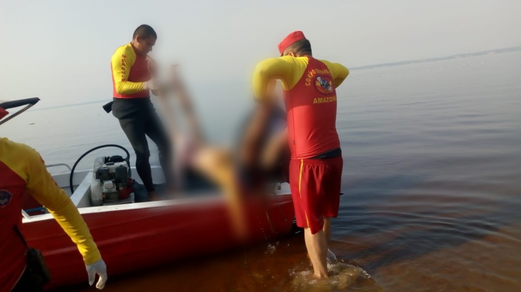 Corpo de jovem desaparecido em rio é encontrado na praia da Ponta Negra