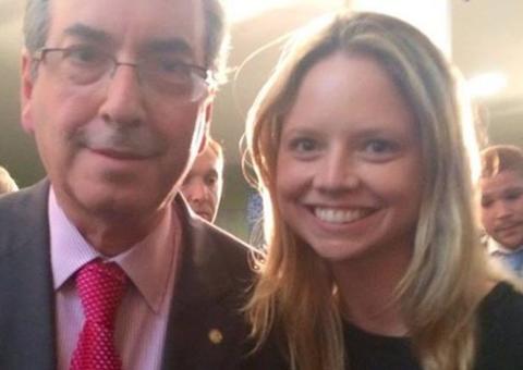 Representado pela filha, Eduardo Cunha pede votos a Jair Bolsonaro