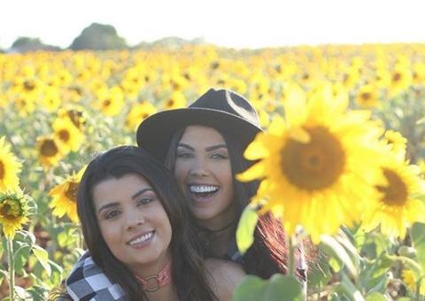 Bailarina do Faustão se declara para esposa: 'meu amor'