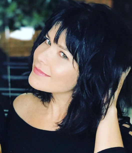 Aos 40 anos, Samara Felippo celebra aniversário com atrizes