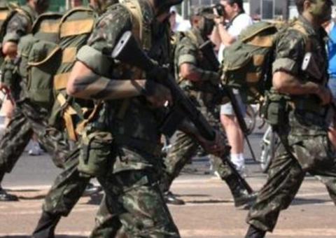 Levando urnas, Exército é recebido a flechadas em aldeia indígena
