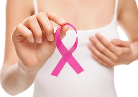 Outubro rosa: prática de exercícios reduz em 30% as chances de câncer de mama