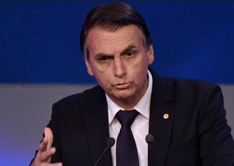Médicos vão avaliar se Bolsonaro pode fazer campanha nas ruas