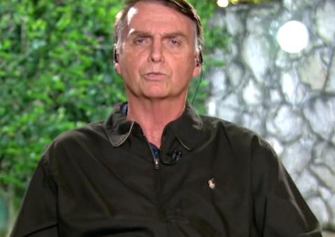 Bolsonaro comete gafe durante entrevista do Jornal Nacional e internautas não perdoam