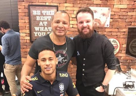 Barbeiro de Neymar e Messi fala sobre tendências para barba em Manaus