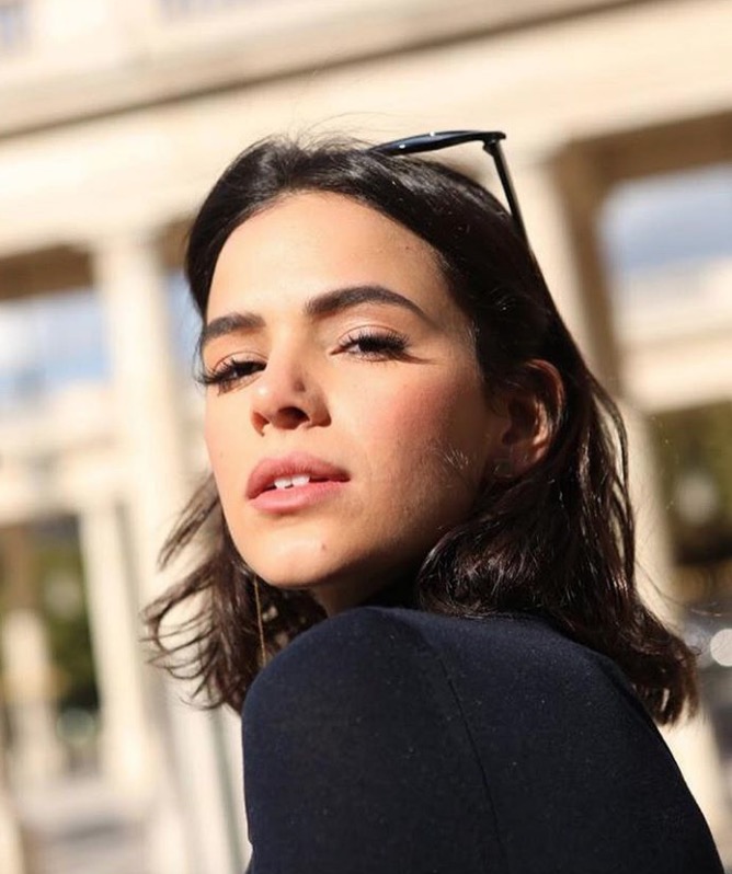 Bruna Marquezine faz tatuagem com erro ortográfico e internautas não perdoam 