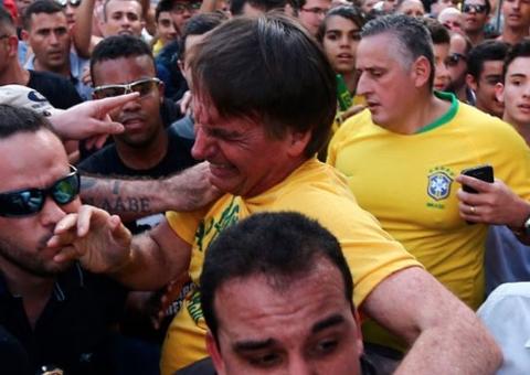 Bolsonaro diz que não perdoa autor de facada: ‘Se depender de mim, mofa na cadeia’