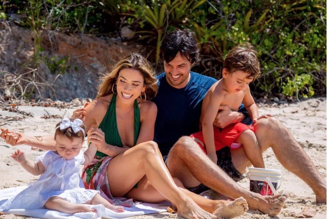 Patrícia Abravanel anuncia que está grávida do terceiro filho