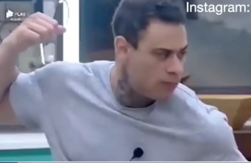 A Fazenda 10: Léo Stronda ameaça socar boca de Nadja