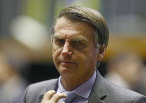 Em entrevista, Bolsonaro lamenta morte e agressões mas diz não controlar apoiadores