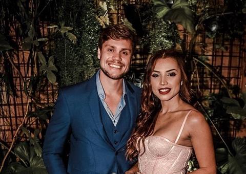 Ex-bbbs Paula e Breno vão morar juntos em São Paulo