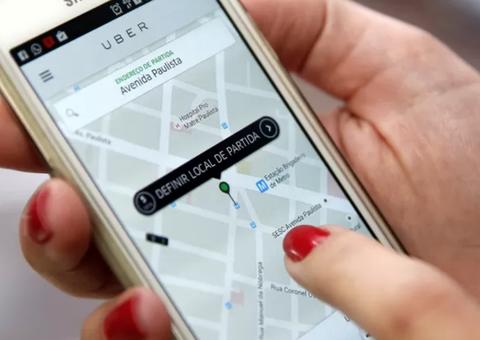 Passageira filma motorista de aplicativo se masturbando ao dirigir; veja vídeo