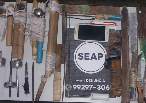 Polícia apreende celular, facas e ferramentas para escavação em presídio de Manaus 