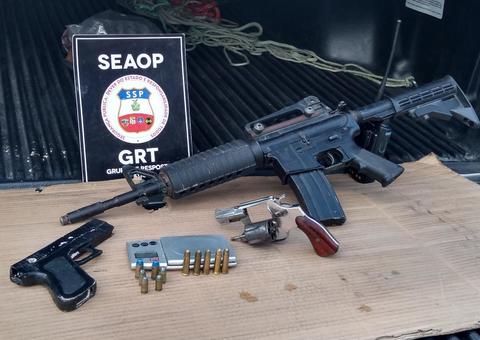 Operação em Manaus teve troca de tiros, armas apreendidas e prisão de suspeito de homicídio