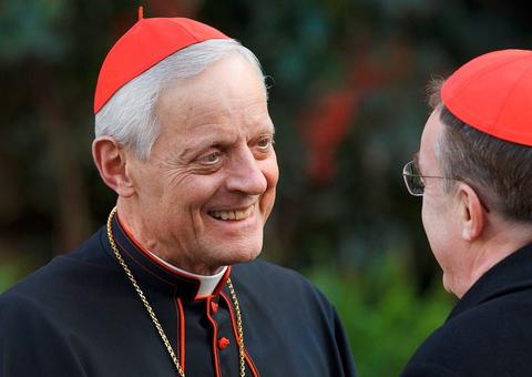 Papa aceita renúncia de arcebispo acusado de encobrir abusos sexuais