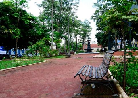  Prefeitura busca parcerias para adoção de praças na capital 