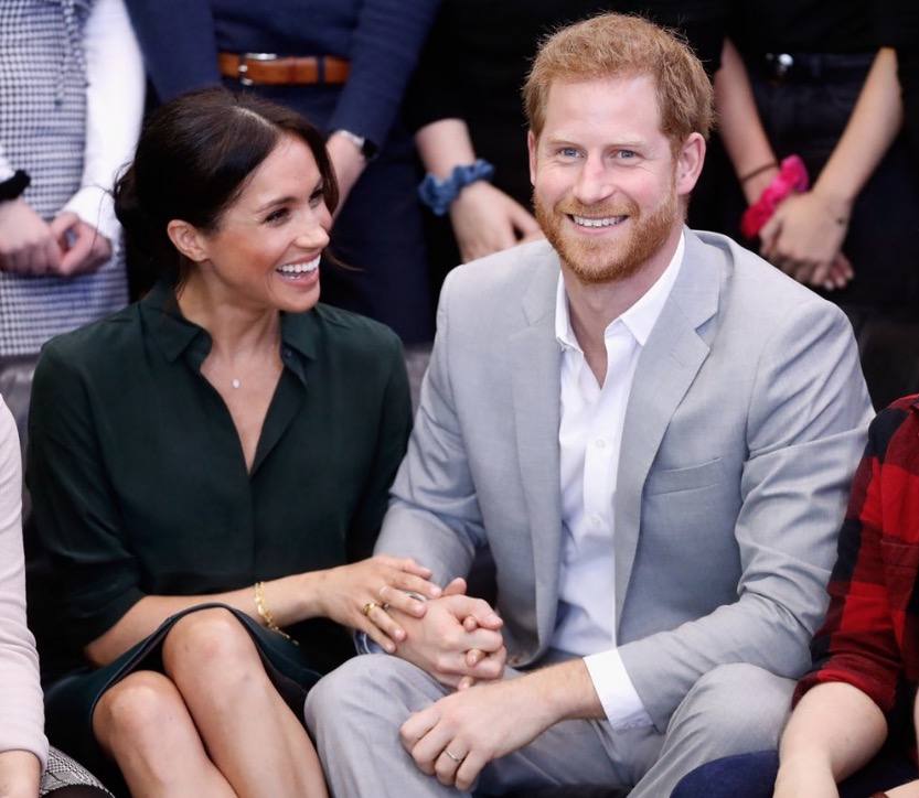 Meghan Markle e príncipe Harry anunciam 1º gravidez
