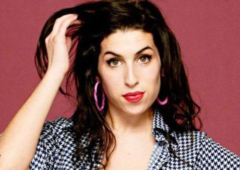 Amy Winehouse ganhará cinebiografia em 2019