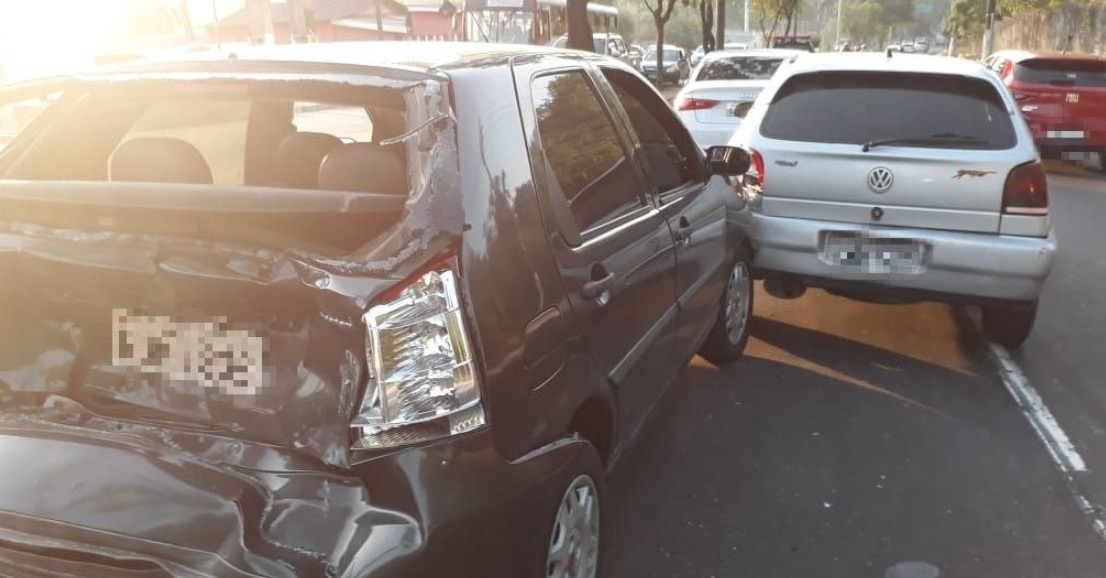 Acidente na av. Rodrigo Otávio deixa trânsito parado em principais avenidas de Manaus