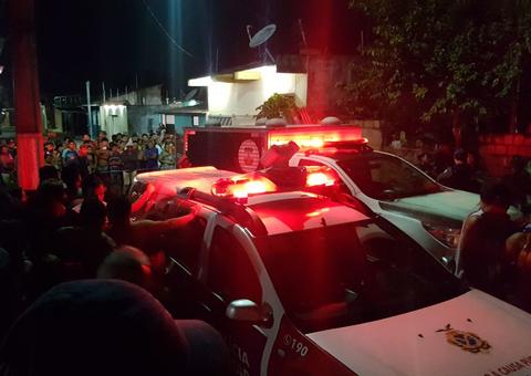 Casal de jovens é baleado na saída de bar em Manaus