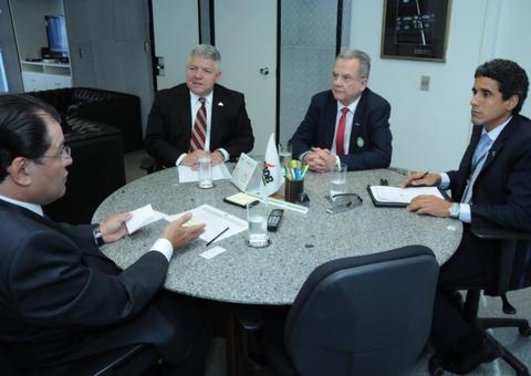 Eduardo Braga discute ampliação da malha cicloviária no Brasil