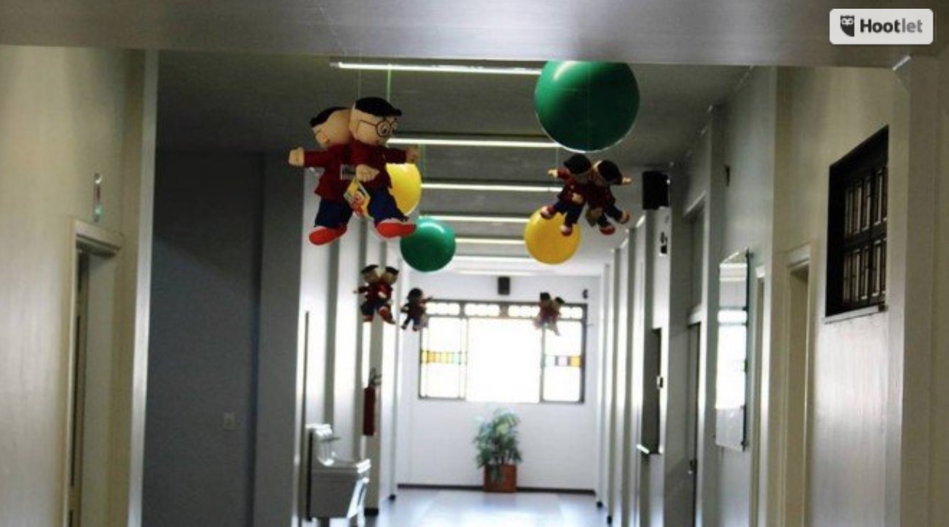 Menino de 9 anos atira em si mesmo dentro de sala de aula