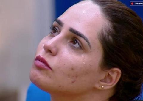 Pastor, marido de Perlla é cobrado na igreja e cantora pode deixar reality solteira