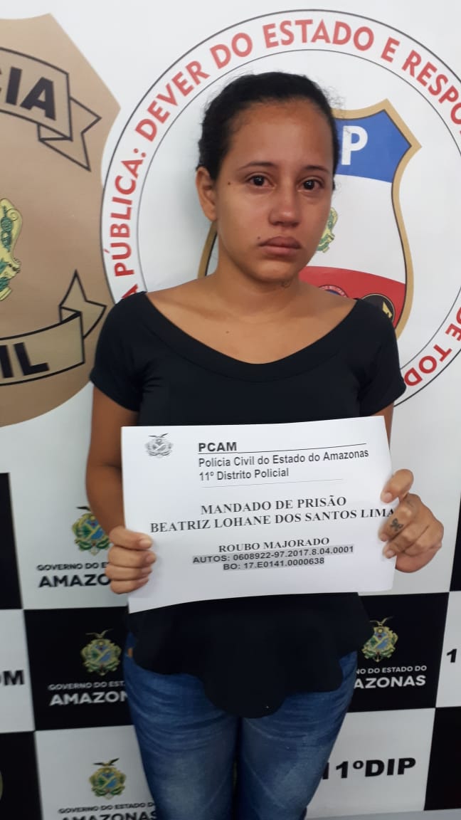 Mulher suspeita de envolvimento em roubo a autoescola é presa em Manaus 