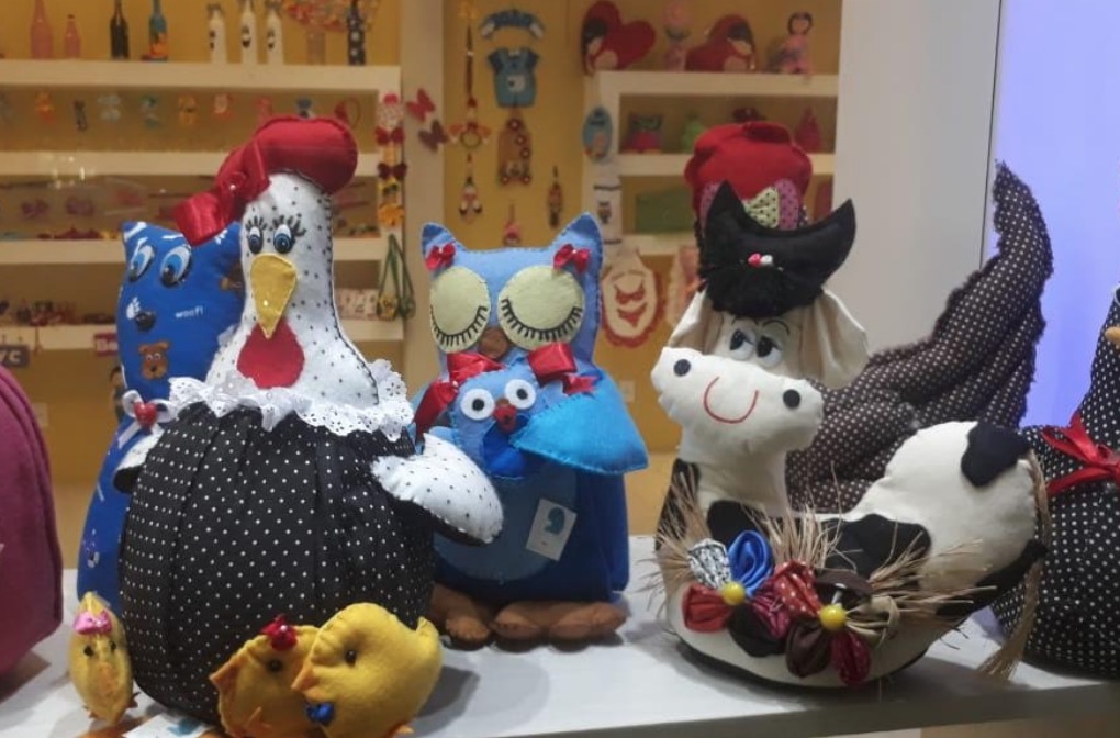 Outubro Rosa tem feira de artesanato em shopping em Manaus