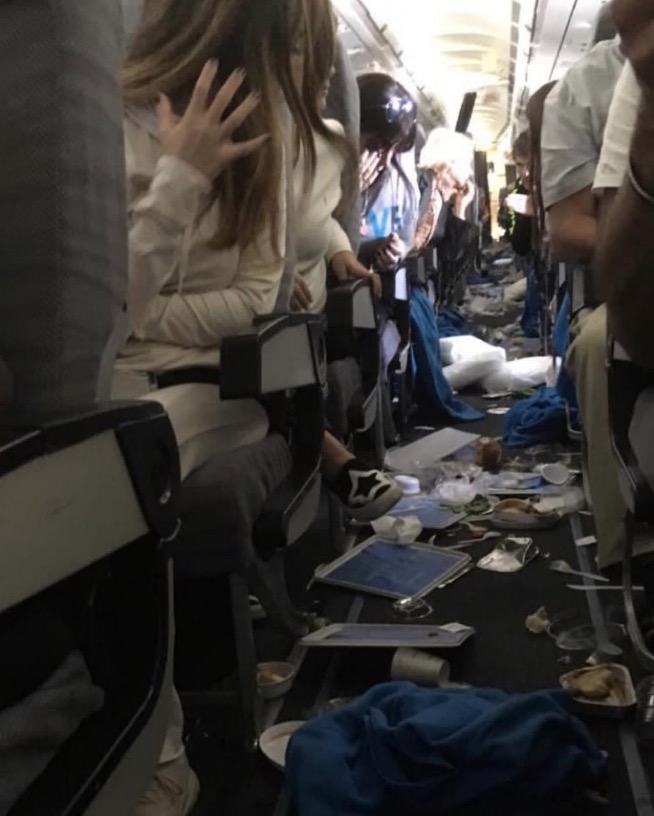 Voo entre Miami e Buenos Aires passa por forte turbulência e deixa 15 passageiros feridos