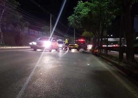 Idosa atravessa avenida em local proibido e morre atropelada em Manaus