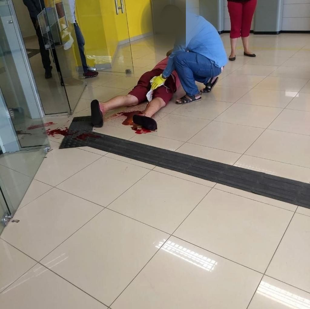 Em Manaus, homem é baleado dentro de agência bancaria durante tentativa de assalto  
