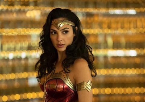 Mulher-Maravilha 2 é adiado