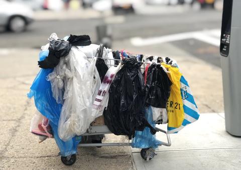 Seres humanos comem plástico sem saber, mostra pesquisa