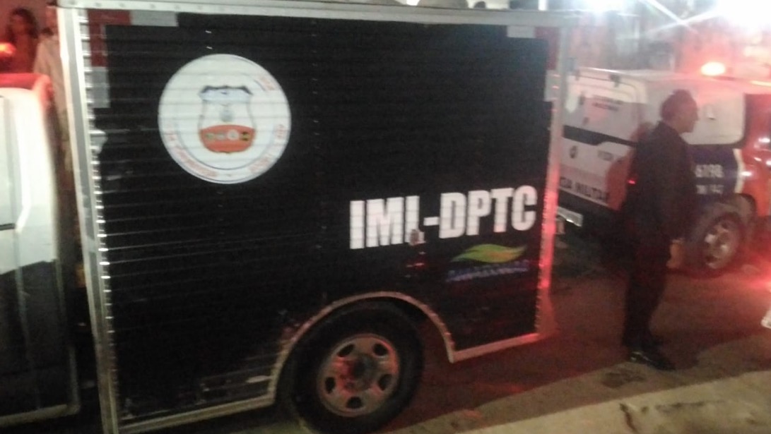 Homem é retirado da própria casa e é alvejado a tiros em Manaus