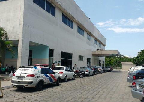 Homem é assassinado por atirador misterioso na frente do companheiro em Manaus
