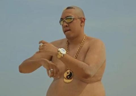 MC Bin Laden choca com antes e depois após emagrecer 30kg