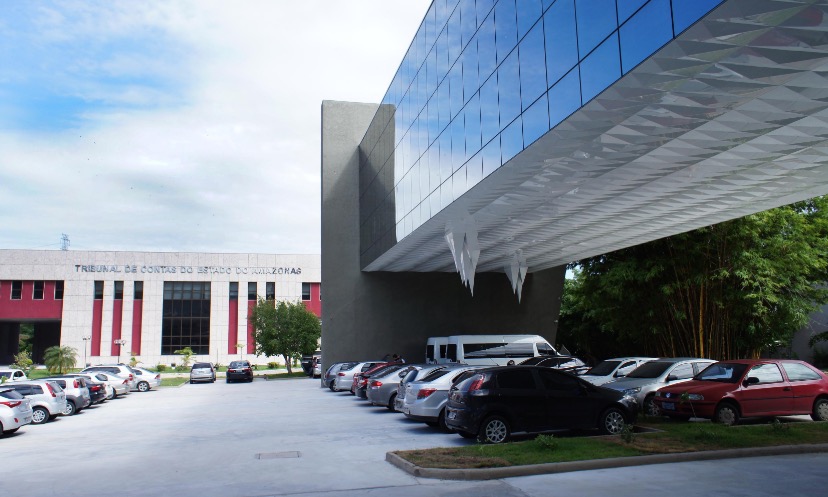 Tribunal aplica multa de R$ 1,6 milhão a ex-prefeito de Tabatinga