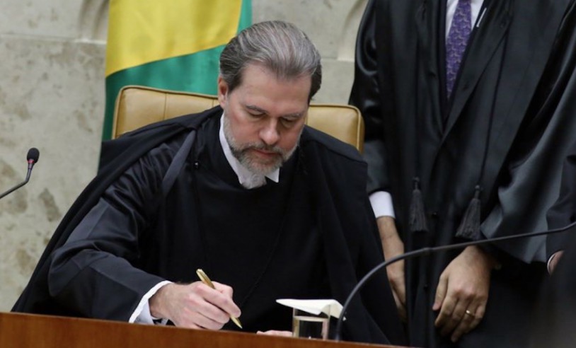 STF tira de pauta julgamento de processo que poderia resultar em demissão de servidores no AM