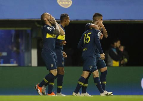 Palmeiras leva dois no fim, perde do Boca e se complica na semi da Libertadores