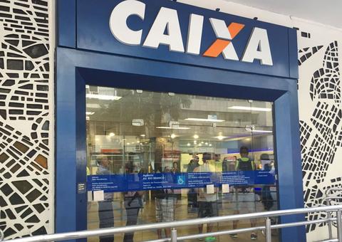 Disfarçados de bancários, policiais prendem suspeita de matar amante do marido