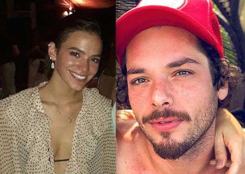 Bruna Marquezine reencontra irmão gato de Giovanna Ewbank em Noronha