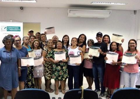 Prefeitura convida 479 aposentados em 2017 para homenagem