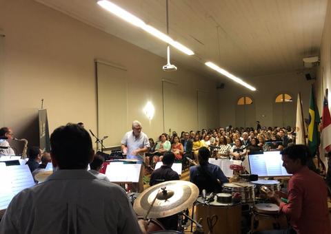 Educadores são homenageados em premiação do Conselho Municipal de Educação